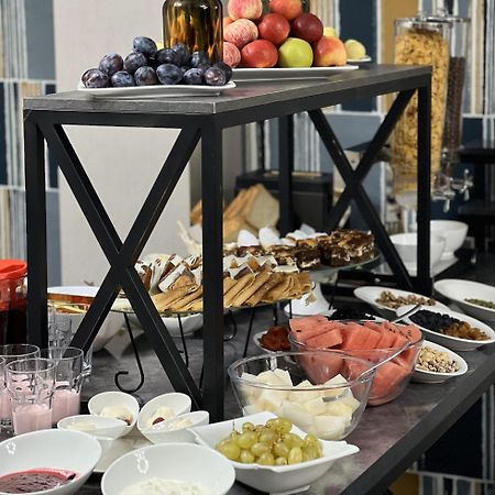 Urban Hotel Μπισκέκ Εξωτερικό φωτογραφία